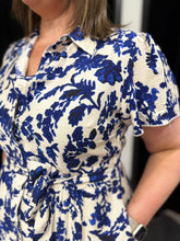 Load image into Gallery viewer, Cobalt Leaf Print Linen Blend Midi - chichappensboutique