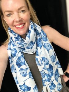 The Reni Lightweight Scarf (various colours) - chichappensboutique