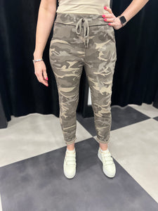 Camo Stretch Trouser (various colours) - chichappensboutique