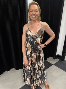 The Payton Pleat Dress (various colours)