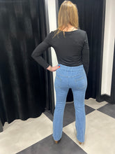 Load image into Gallery viewer, The Bella Bootcut Stretch Jean