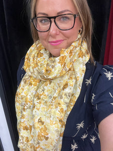 Summer Blossom Lightweight Scarf (various colours) - chichappensboutique