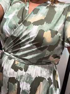 The Isabella Short Sleeves (new colours) - chichappensboutique