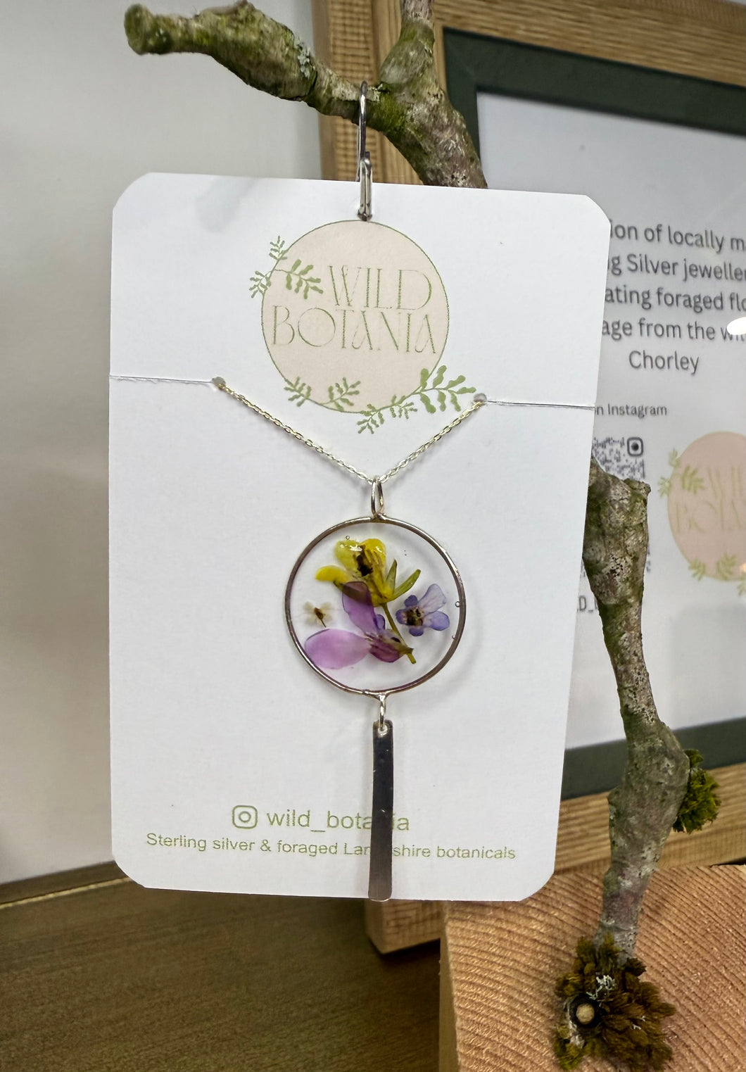 Wild Botania Necklace N2 (various colours) - chichappensboutique