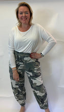 Load image into Gallery viewer, Soft camo utility pants balloon leg - chichappensboutique