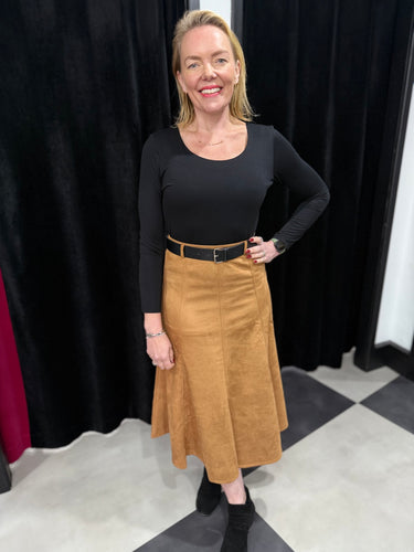 The Freya Faux Suede Skirt - chichappensboutique