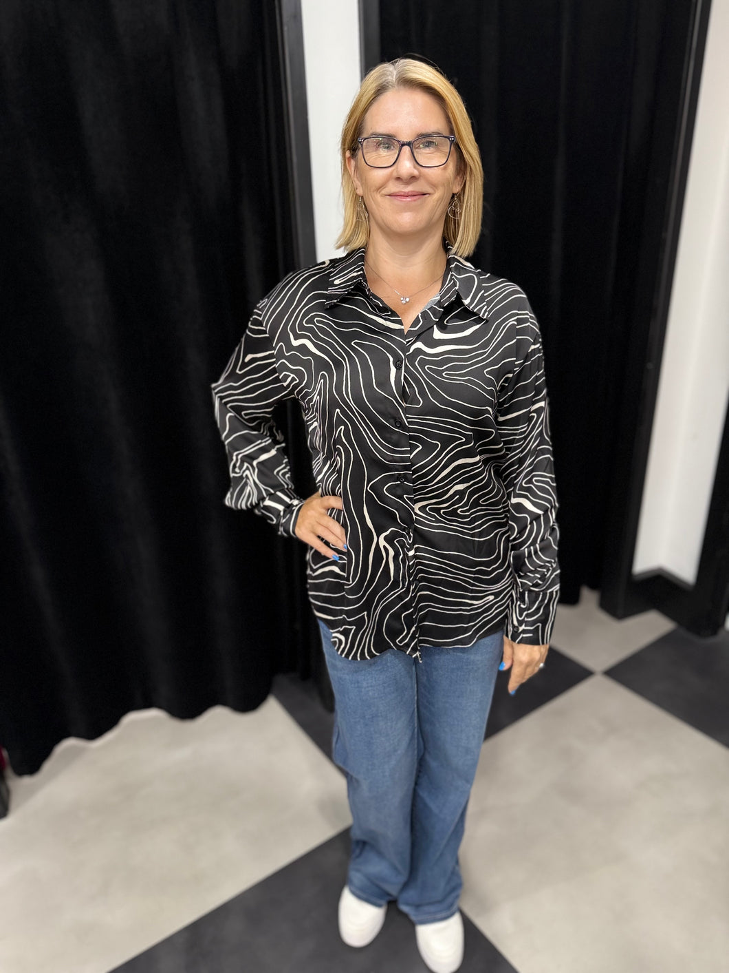 The Contour Satin Feel Shirt - chichappensboutique