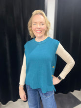Load image into Gallery viewer, Tank Top Layering Knit (various colours) - chichappensboutique