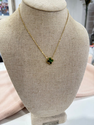 Single Clover Necklace - Green - chichappensboutique
