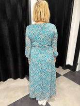 Load image into Gallery viewer, The Patricia Maxi - chichappensboutique