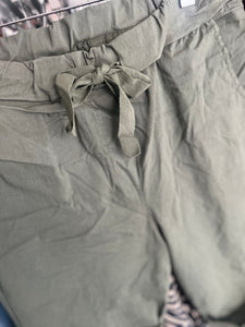 Magic Shorts (various colours) - chichappensboutique