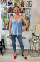 Load image into Gallery viewer, Tocada Denim Jeggings - chichappensboutique