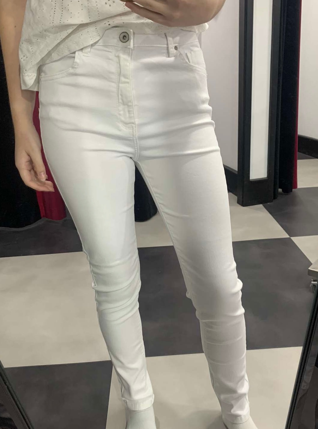 TOXIK 3 White Jeans - chichappensboutique