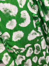 Load image into Gallery viewer, Extra Chic Emerald Smudge Midi - chichappensboutique