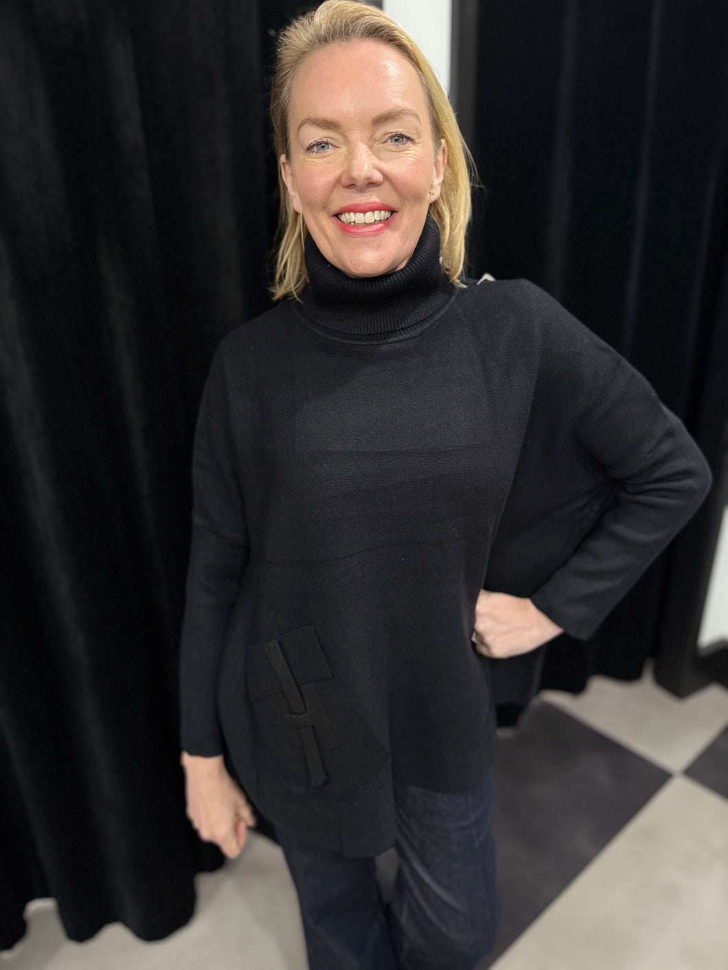 The Portia Pocket Knit (various colours)