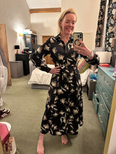 Load image into Gallery viewer, Winter Floral Maxi Dress - chichappensboutique