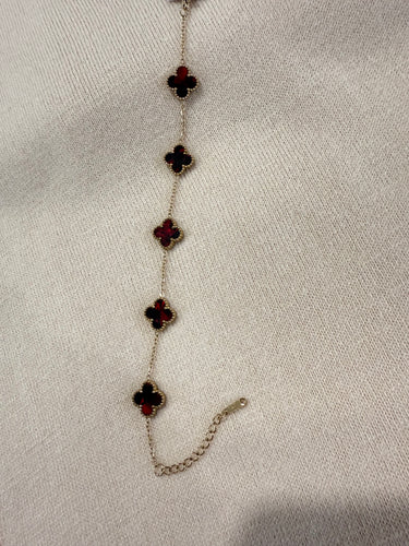 5 Clover Bracelet- Red - chichappensboutique