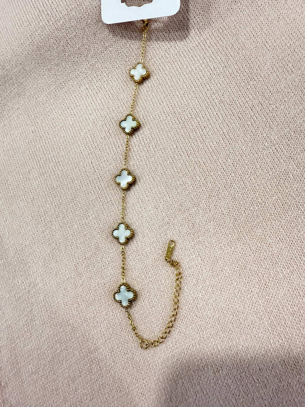 5 Mini Clover Bracelet- Faux Pearl - chichappensboutique