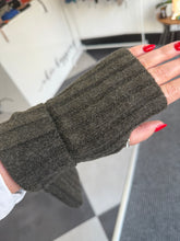 Load image into Gallery viewer, Ribbed Fingerless Cashmere Blend Gloves (various colours)