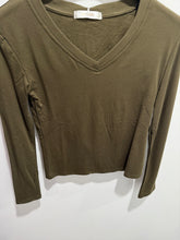 Load image into Gallery viewer, V-Neck Lucy Layering Top (various colours)