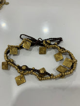Load image into Gallery viewer, Gold Tassle Anklets - chichappensboutique