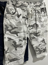 Load image into Gallery viewer, Camo Magic Shorts (various colours) - chichappensboutique