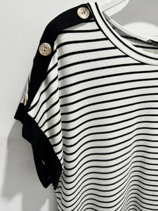 Brooke Button Detail T-shirt (various colours) - chichappensboutique