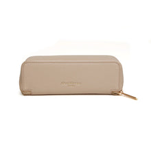 Load image into Gallery viewer, Small Train Case (various colours) - chichappensboutique