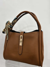 Load image into Gallery viewer, The Lille Bag (various colours) - chichappensboutique