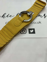 Load image into Gallery viewer, Armadillo Stretch Belt (various colours) - chichappensboutique