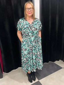 The Isabella Short Sleeves (new colours) - chichappensboutique
