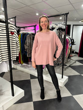 Load image into Gallery viewer, Leather Look Leggings Black - chichappensboutique