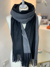 Load image into Gallery viewer, Contrast Cosy Warm Scarf (various colours) - chichappensboutique