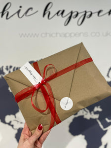Festive Gift Wrapping - chichappensboutique