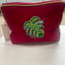 Load image into Gallery viewer, Embroidered Palm Pouch - chichappensboutique