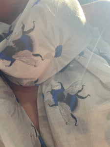 Cobalt Bee Scarf - chichappensboutique