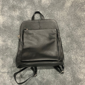Leather Versatile Rucksack - chichappensboutique