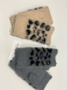 Leopard Fingerless Gloves (various colours) - chichappensboutique
