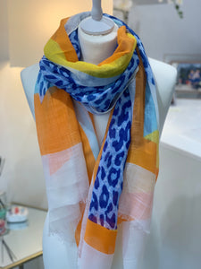 Sunshine scarf with animal (various colours) - chichappensboutique