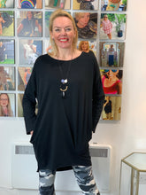Load image into Gallery viewer, Essential Longline Long Sleeve T-Shirt (various colours) - chichappensboutique