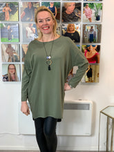 Load image into Gallery viewer, Essential Longline Long Sleeve T-Shirt (various colours) - chichappensboutique
