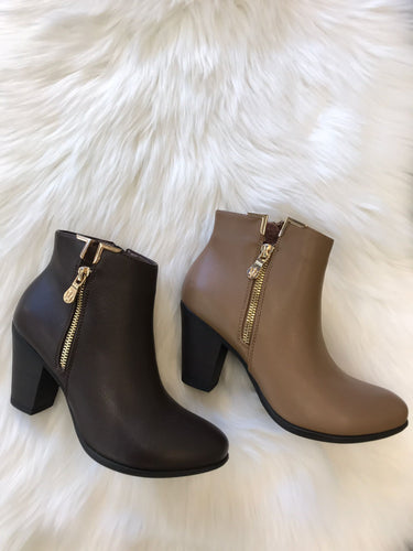 Side Zip Ankle Boot (various colours) - chichappensboutique