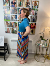 Load image into Gallery viewer, Vibrant Stripe Pleat Skirt (various colours) - chichappensboutique