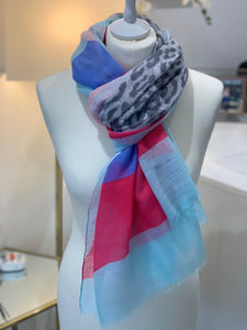 Sunshine scarf with animal (various colours) - chichappensboutique